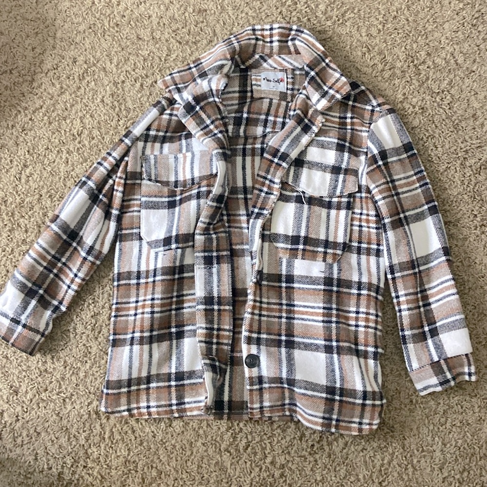 A medium plaid fleece jacket from miss selfie.